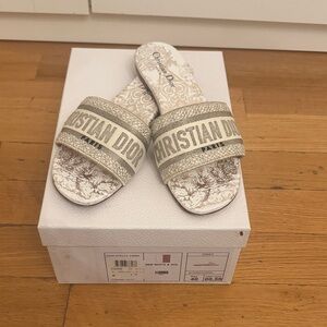 Dior Dway white and gold slides. Size 40 ship in box.
